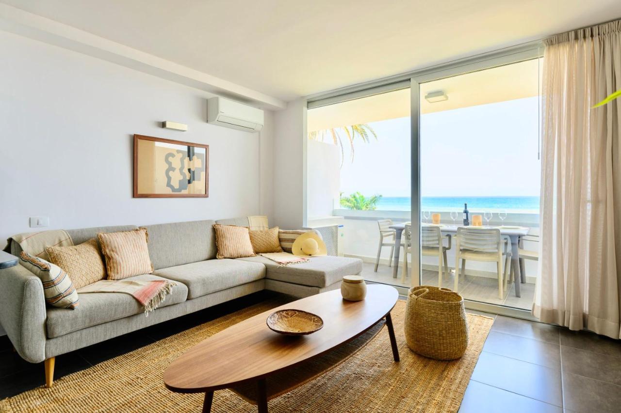 Charming 2 Bedroom Retreat With Beachfront Views San Bartolomé المظهر الخارجي الصورة