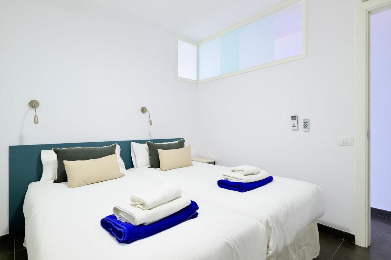 Charming 2 Bedroom Retreat With Beachfront Views San Bartolomé المظهر الخارجي الصورة